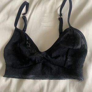 NEW Aritzia Black Lace Bralette Size XS